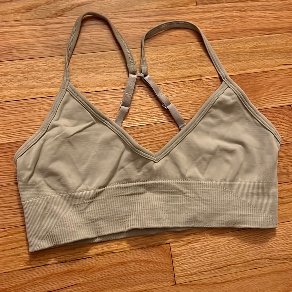 Lululemon Womens Beige Sports Bra - Size 6